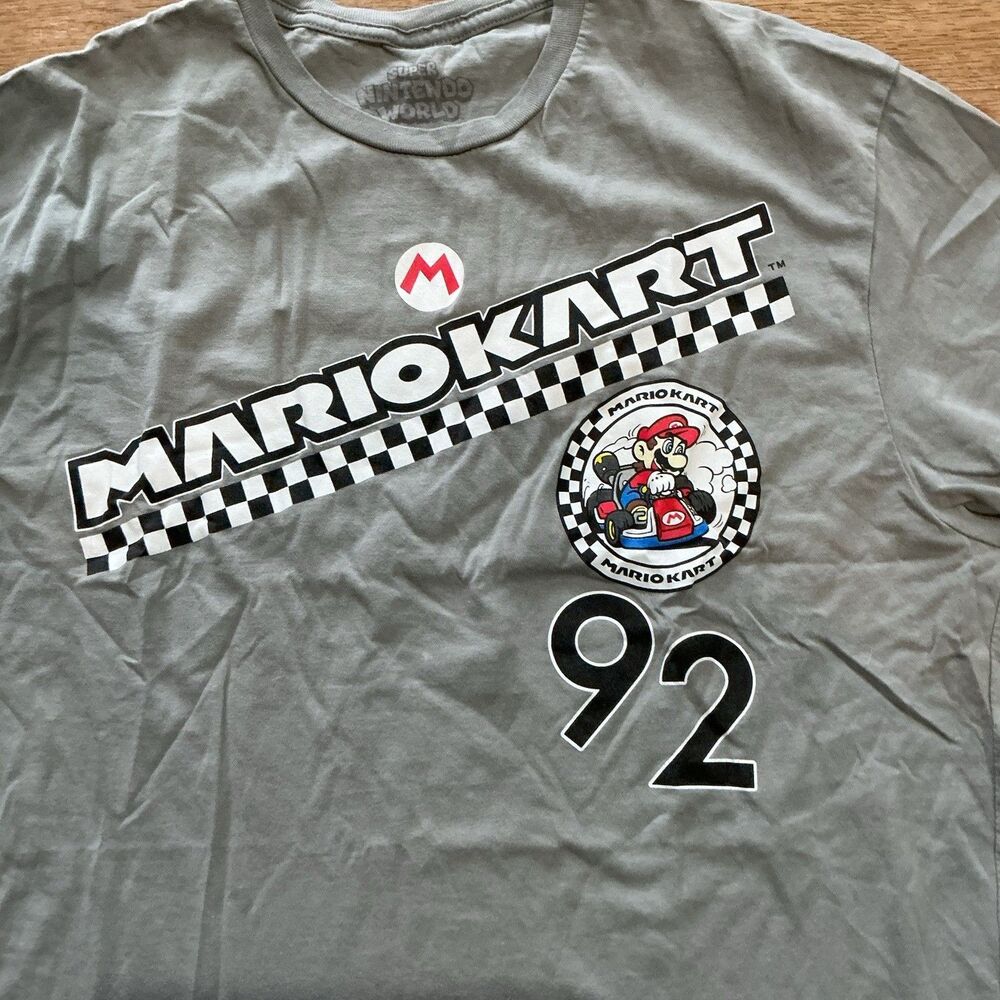 Super Nintendo World Mario Kart T-Shirt XL Universal Studios Hollywood